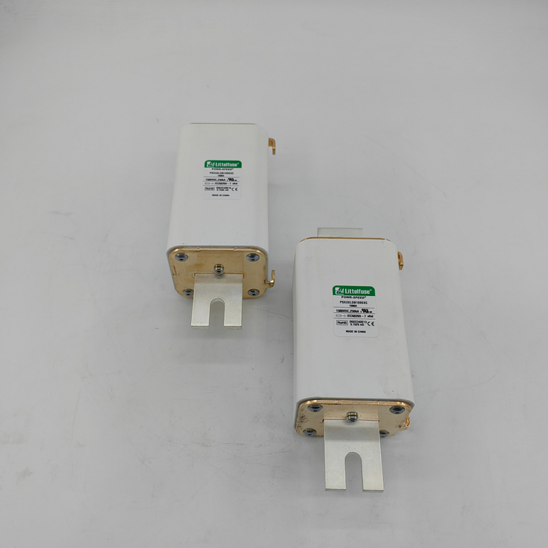 Littlefuse PSX_C-serie snelle vierkante behuizing 1500Vdc 80A-1400A zekering