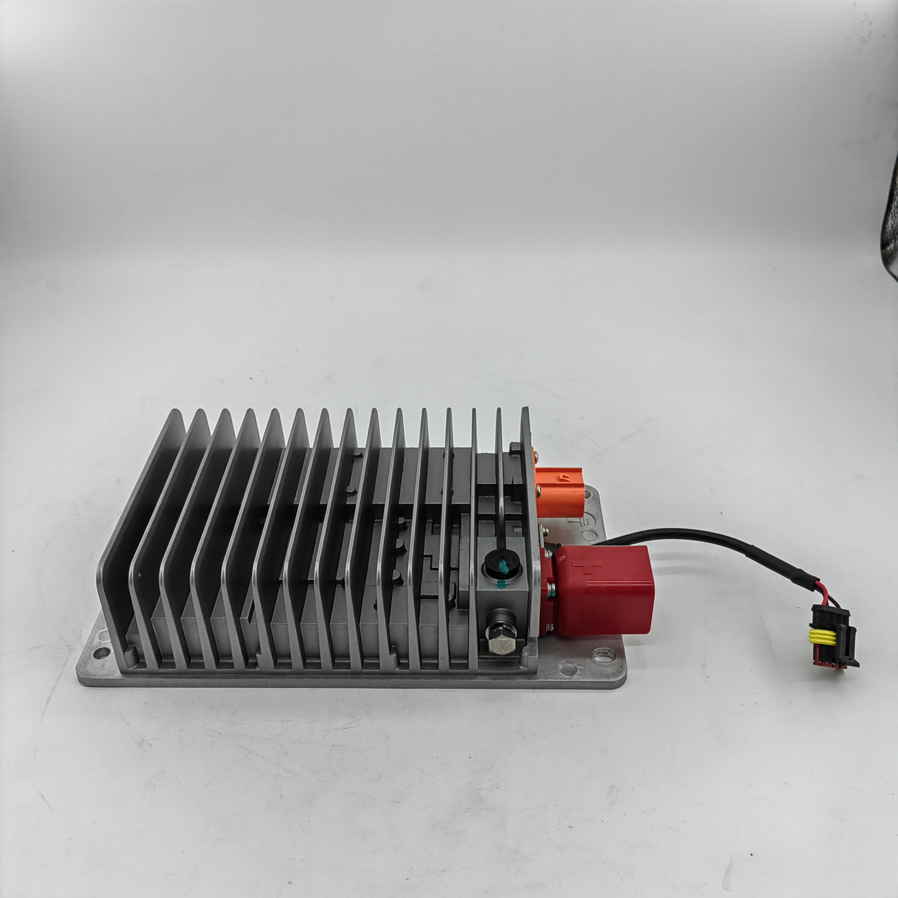 1kW 144V naar 12V EV DC/DC-converter Geïsoleerde DC-converter aan boordconverter met CAN BUS